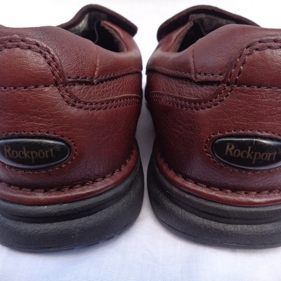 Rockport Mens Loafers Shoes Size 7.5M MW141 Brown